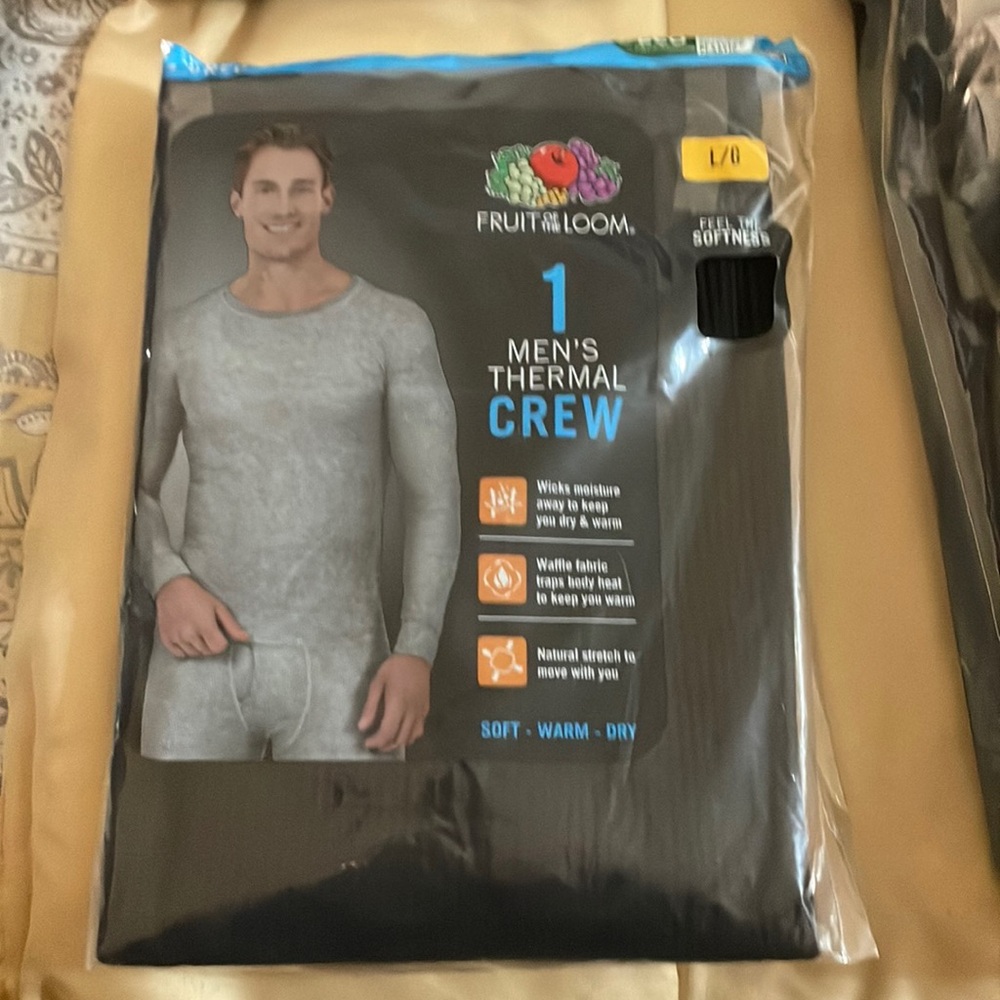 Fruit of the Loom Men’s Thermal Crew Neck Shirt Black Size L/G Chest Size 43-44